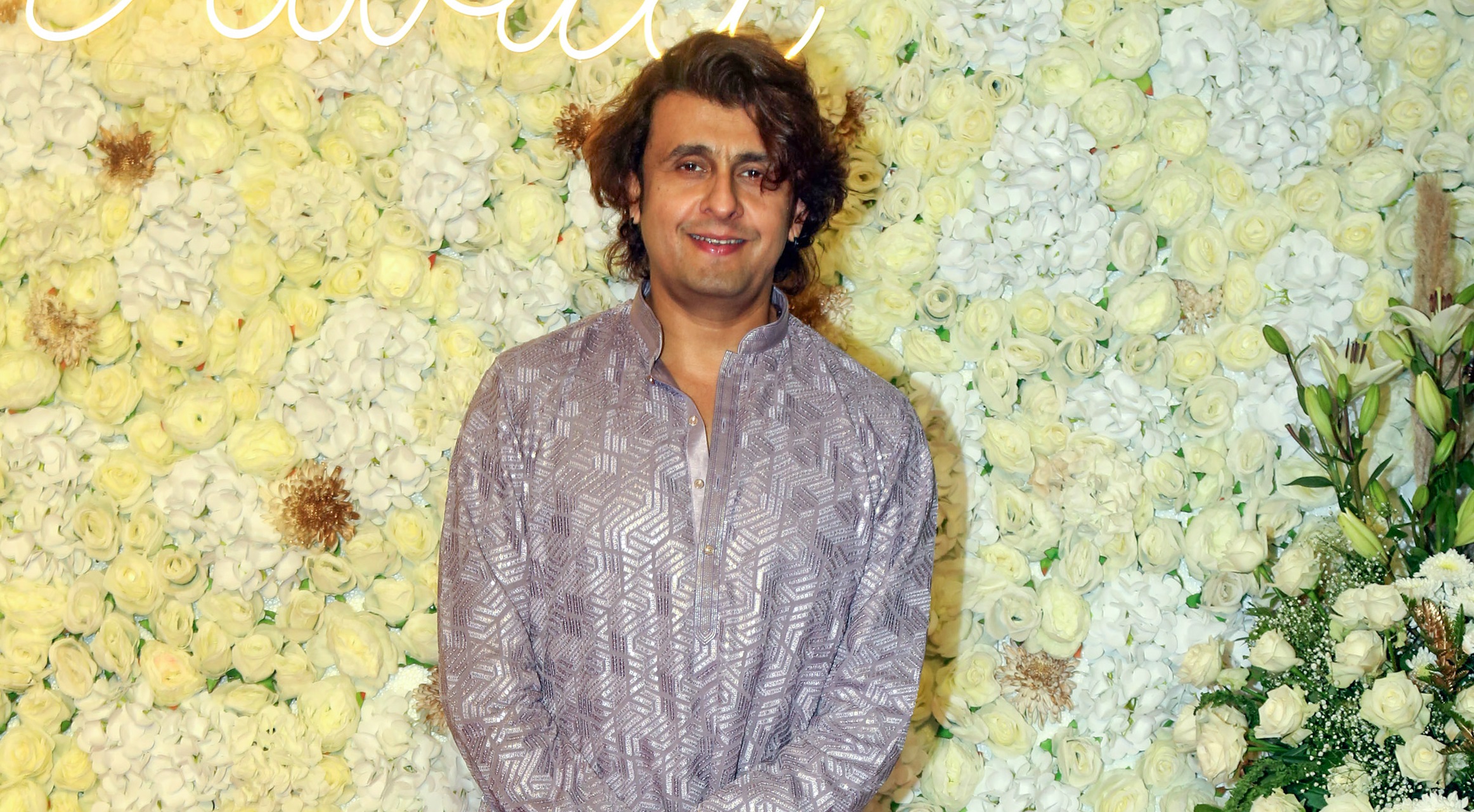 https://salarnews.in/public/uploads/images/newsimages/maannewsimage10122024_185902_sonu nigam.jpg